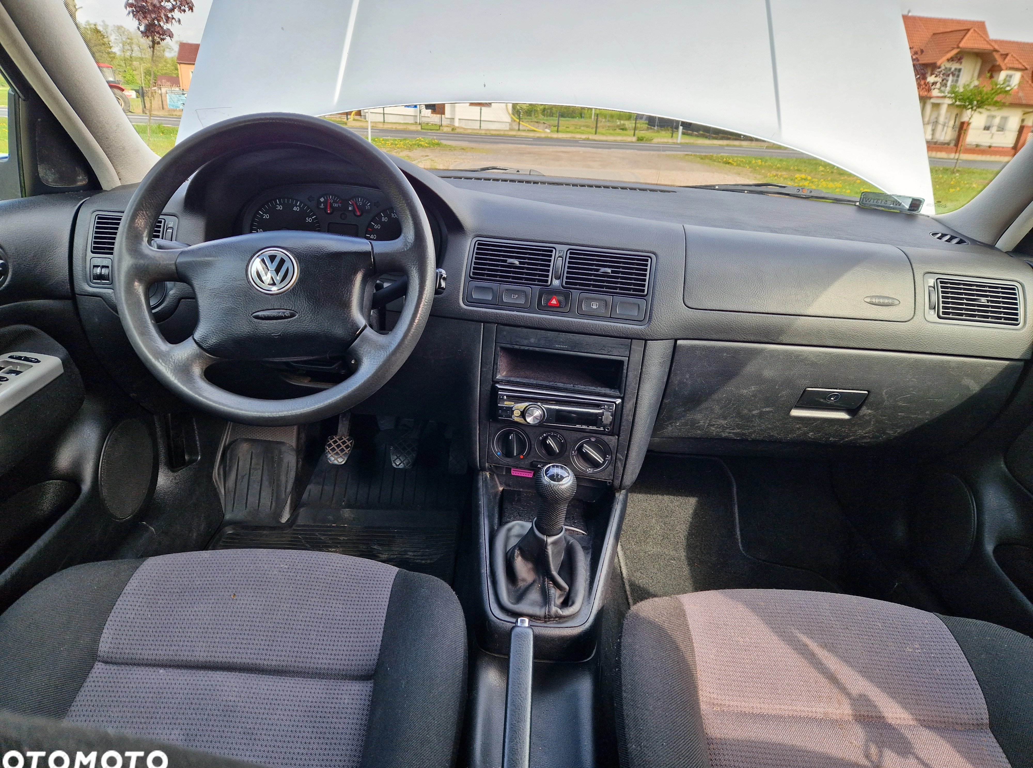 Volkswagen Golf cena 7500 przebieg: 200000, rok produkcji 2001 z Zabłudów małe 137